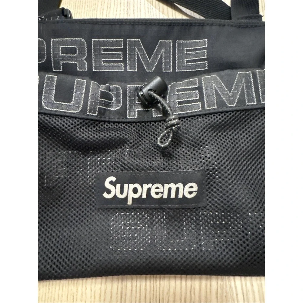 Supreme FW21 Side Bag Black Crossbody Shoulder Messenger Bag Techwear Used